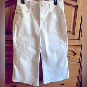 NYDJ Women’s white denim pants wide leg cropped Size 8p EUC